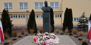 W Złocieńcu odsłonięto pomnik Józefa Piłsudskiego